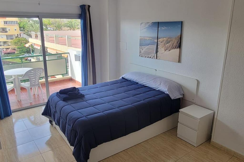 Comodoro Los Cristianos 302T Luaran gambar