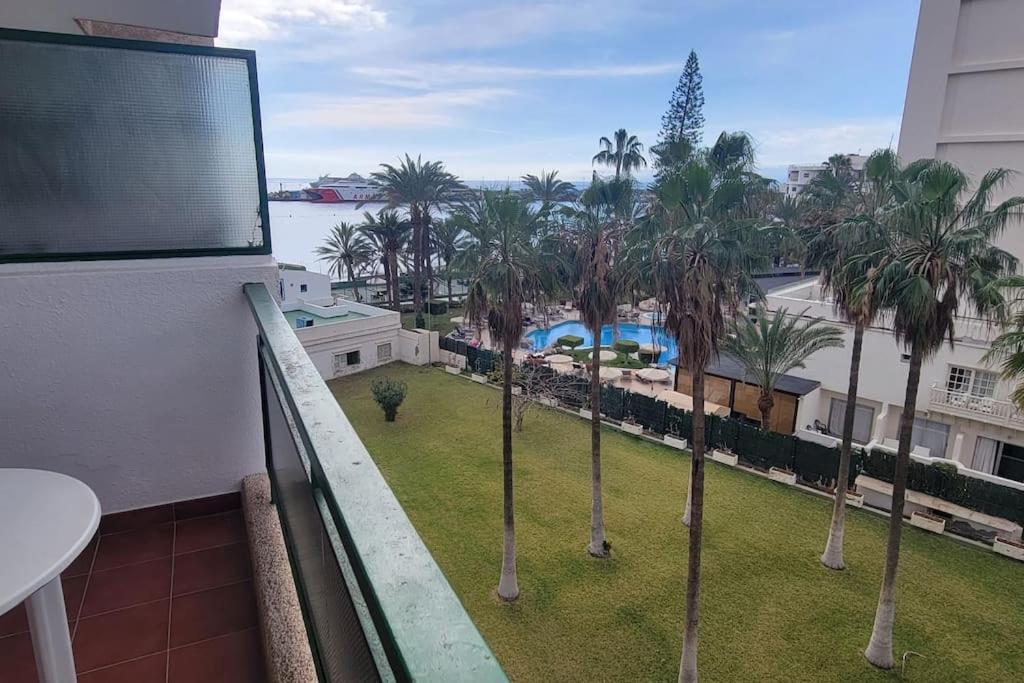 Comodoro Los Cristianos 302T Luaran gambar